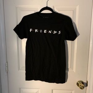 FRIENDS t-shirt💖
